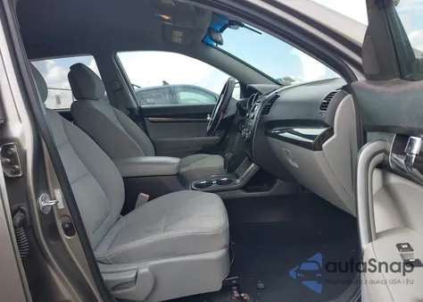 2011 Kia Sorento Lx из США, поврежденный, VIN 5XYKT3A11BG104034